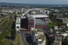 Blick vom LVR-Turm auf die Lanxess Arena