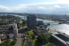 Blick vom LVR-Turm auf das Lanxess-Hochhaus