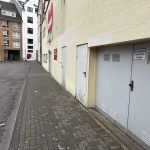 Hinterausgang des Bluebird aus „Voll normaaal“